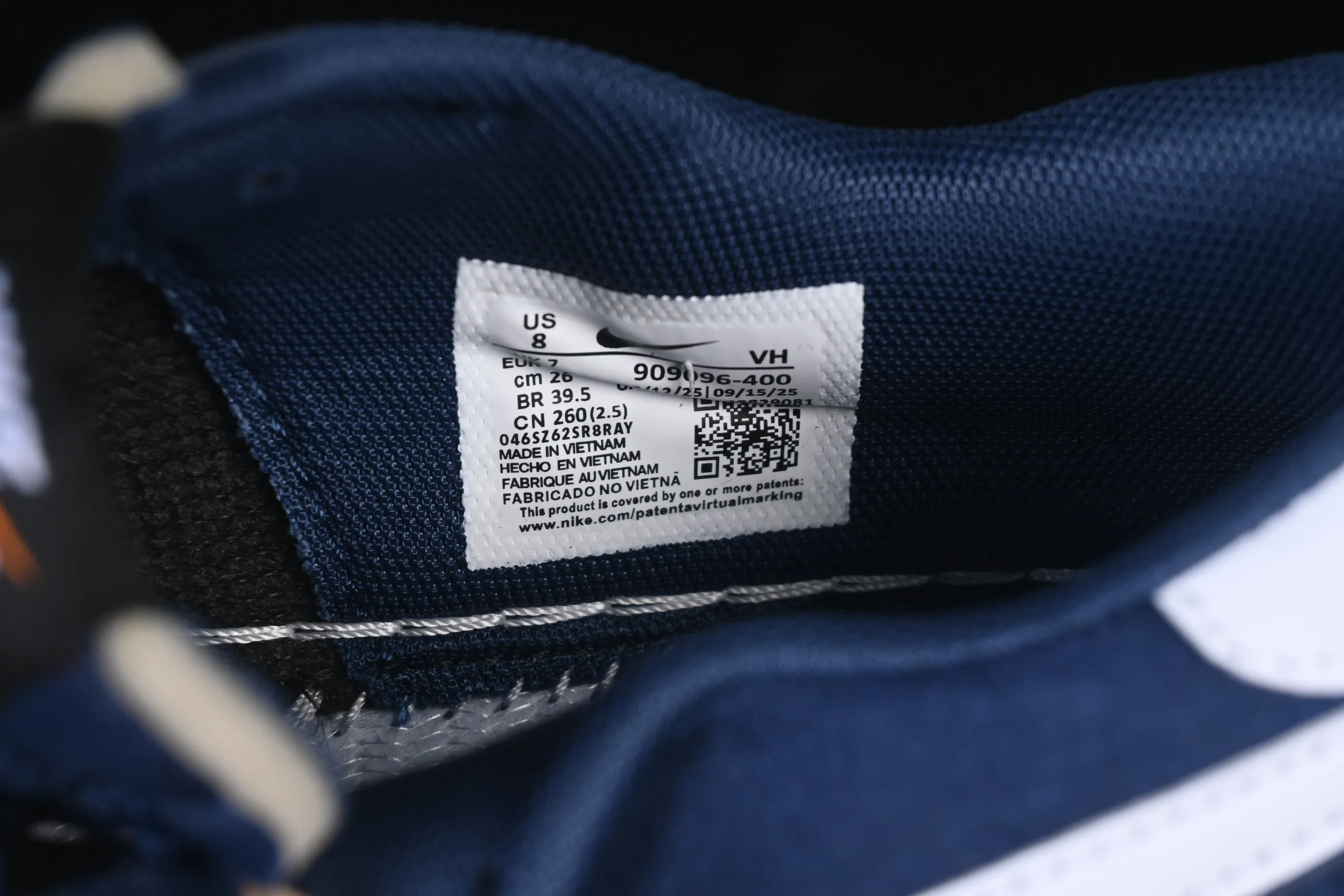 All categories Nk SB Dunk series Nike SB Fc Classic campus sneakers Nike SB Fc Classic Nike autumn and winter campus casual sneakers 909096-400